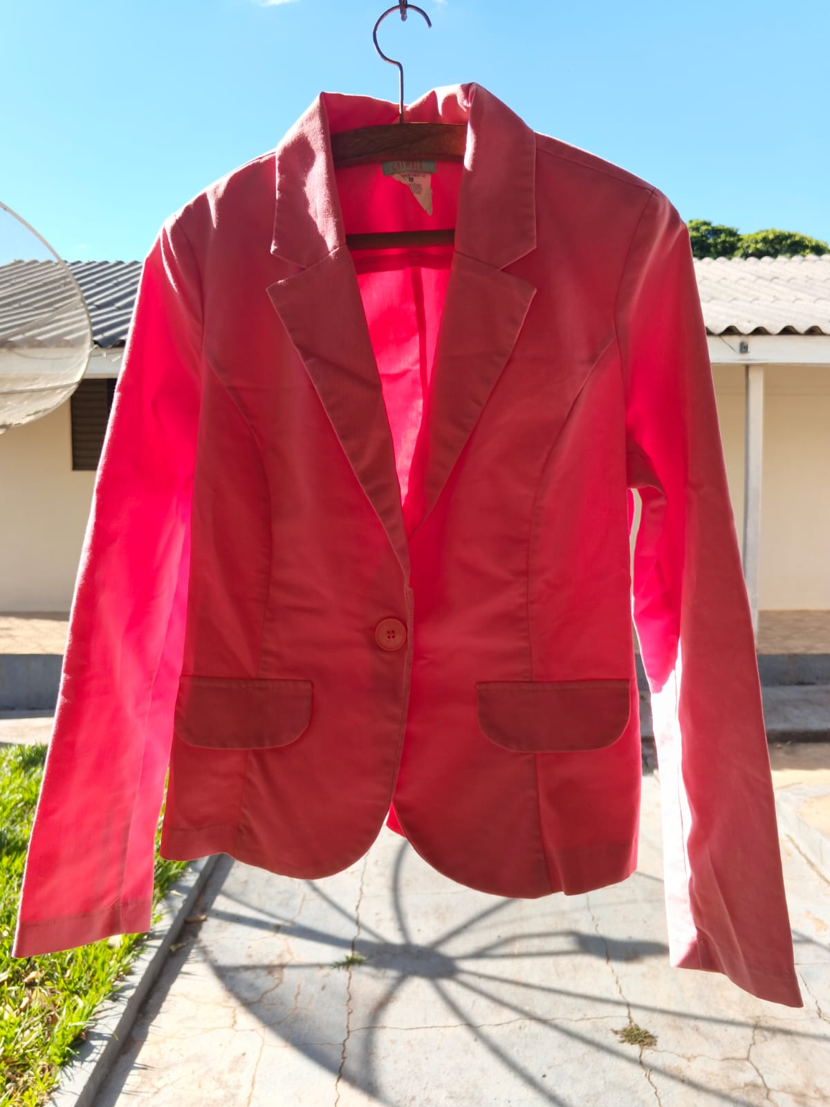 Blazer Catwalk Rosa Pink – O Toque de Cor que seu Look Pede!